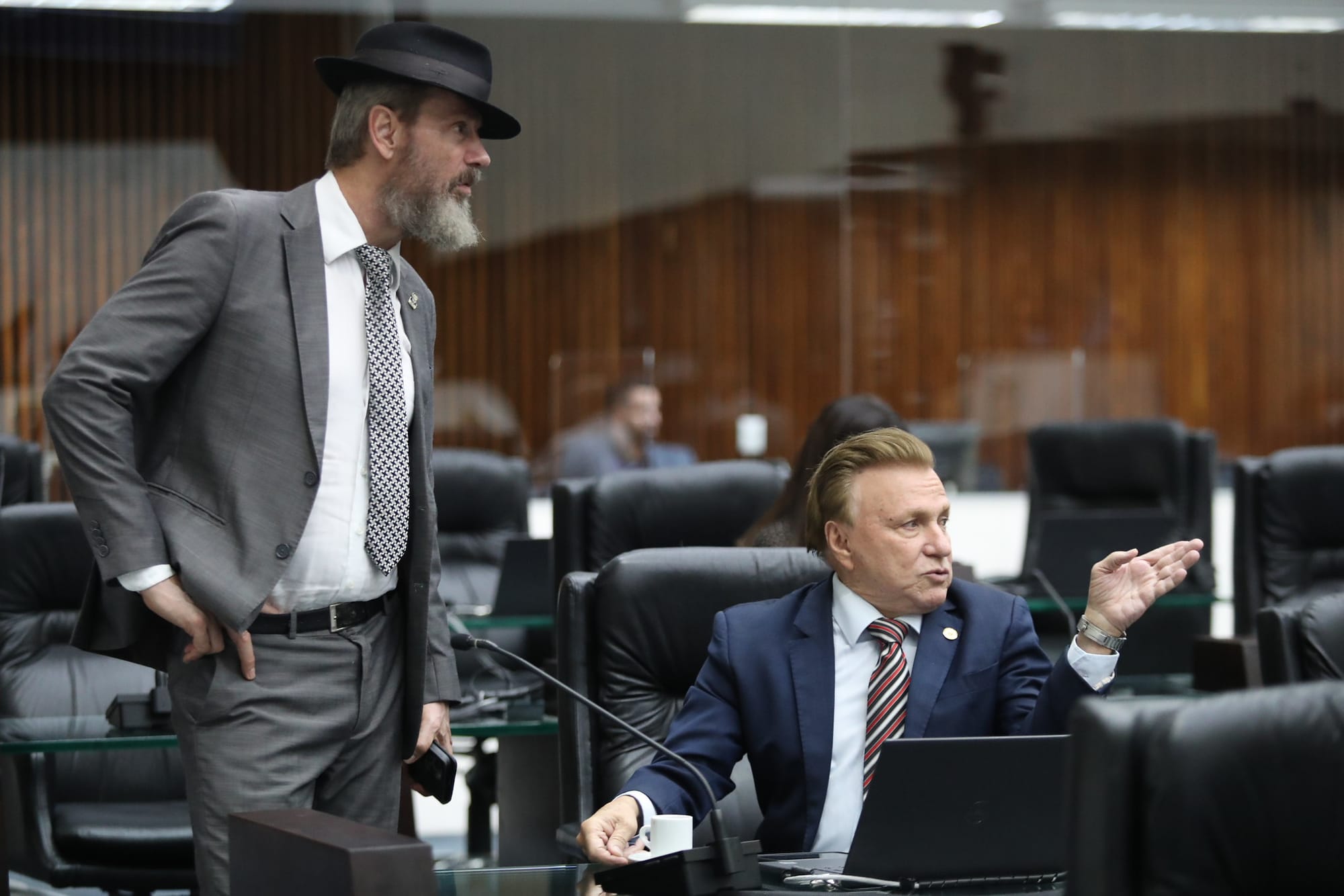Em clima de campanha, PL pressiona Ratinho Jr e tenta impedir críticas a Moro na Assembleia