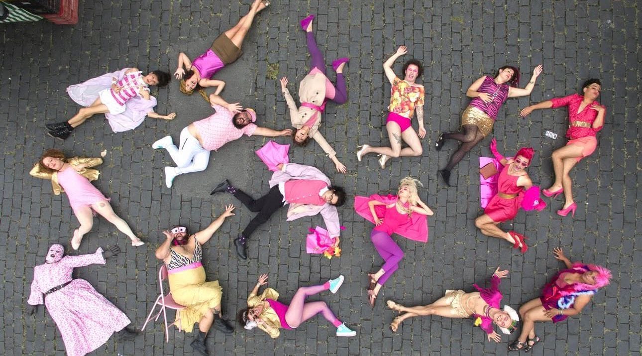 Selvática comemora 15 anos com festa performática e lançamento