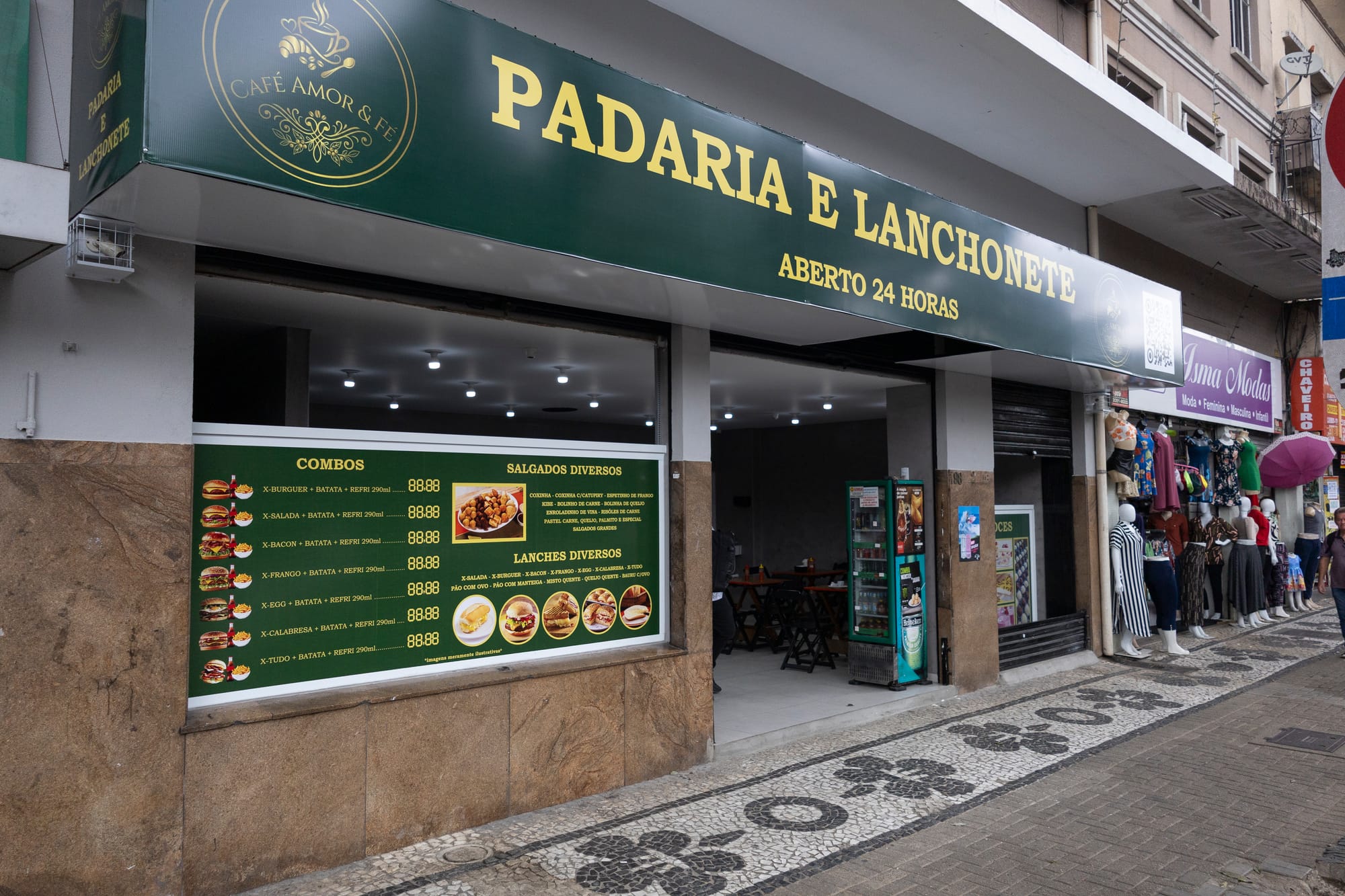 Lanchonete “Copo Sujo” reabre em novo endereço com mesmo cardápio