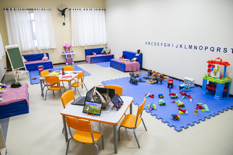 Mesmo com vale-creche, Curitiba tem 3.888 crianças de 0 a 3 anos na fila por vaga