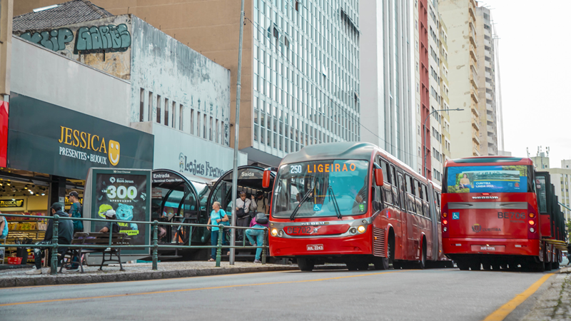 Urbs prorroga contrato com o BNDES para estruturação da nova concessão do transporte coletivo