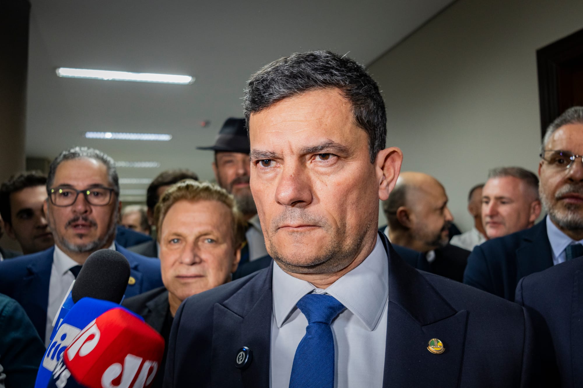 Moro reclama de "factoide" ao ser questionado sobre tentativa de Bolsonaro de interferir na PF