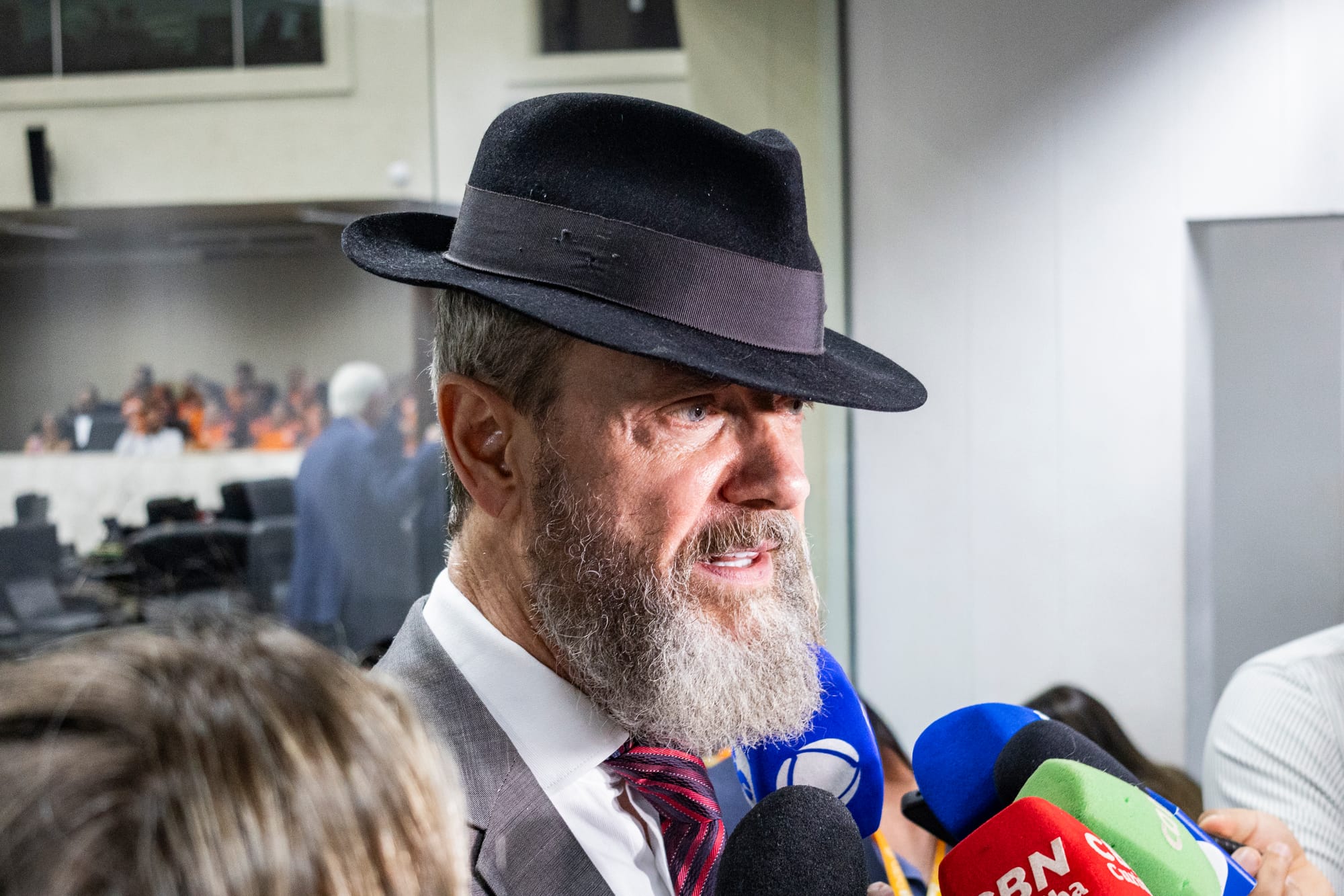 Policial nomeado por Tito Barichello na Assembleia é condenado por extorsão