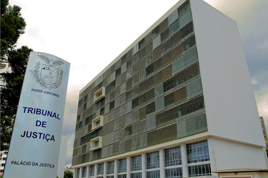 TJ cria penduricalho de R$ 27 mil para juízes ensinarem estagiários, mas recua após pressão do STF