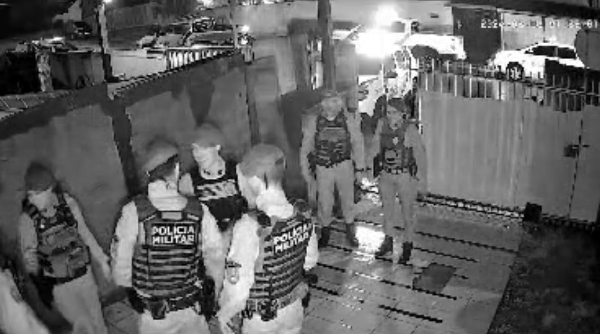 Polícia Militar interrompe gira de Umbanda com 14 viaturas em Curitiba