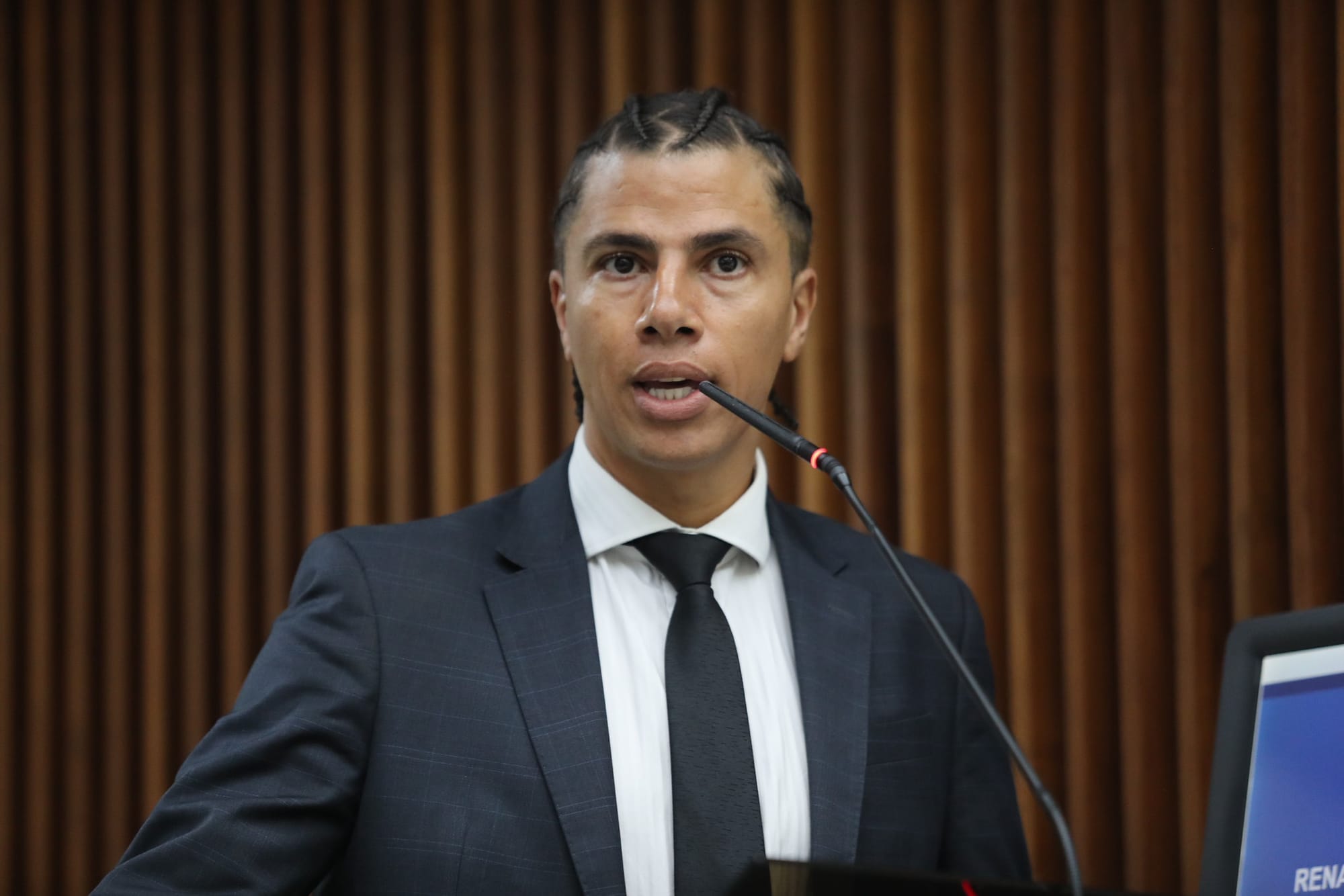 Conselho de Ética pune Renato Freitas em três processos e recomenda cassação do mandato