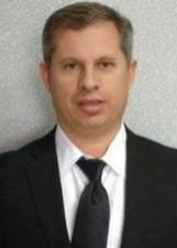 Garçom Roni