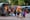 pessoas na fila da estação-tubo