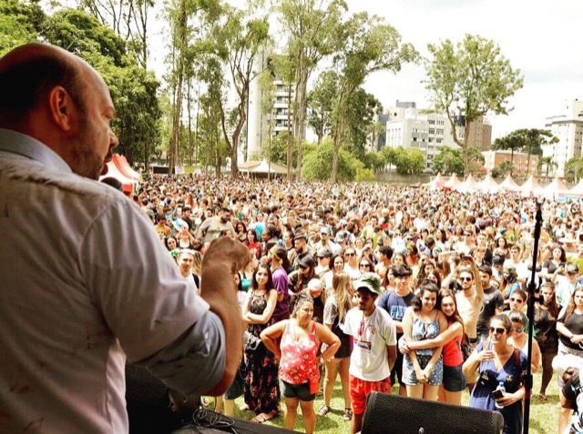Reitor faz apelo para que população ajude a salvar UFPR