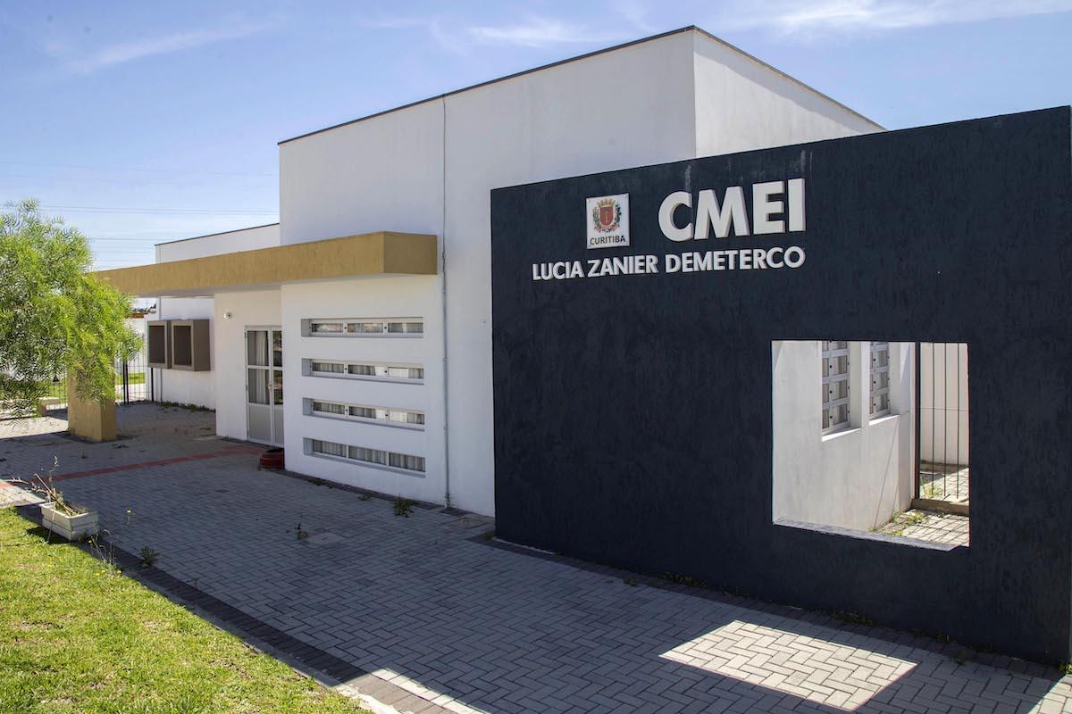 Creches terão "profissional auxiliar" sem graduação em sala de aula