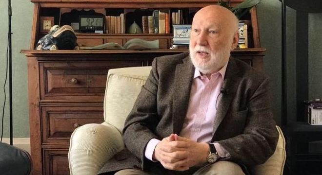 Debate prepara vinda de Domenico De Masi a Curitiba