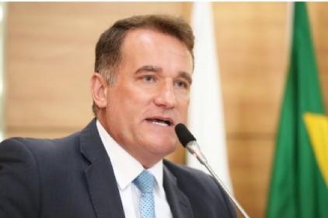 Vereador quer proibir fumo nos parques de Curitiba