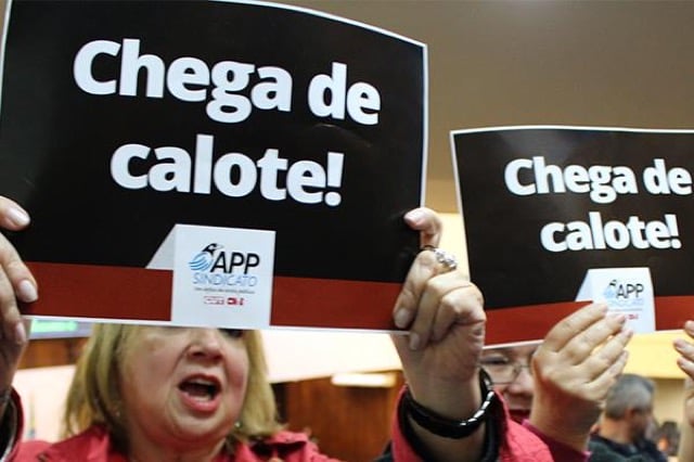 Sindicatos preparam greve para pressionar Ratinho nas próximas semanas