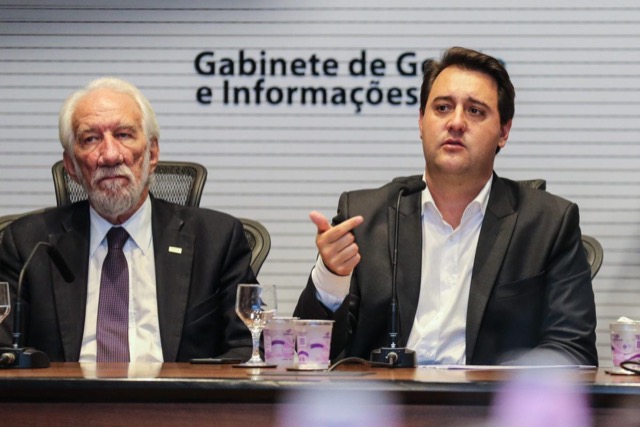 Projeto de lei quer congelar salário de governador por quatro anos