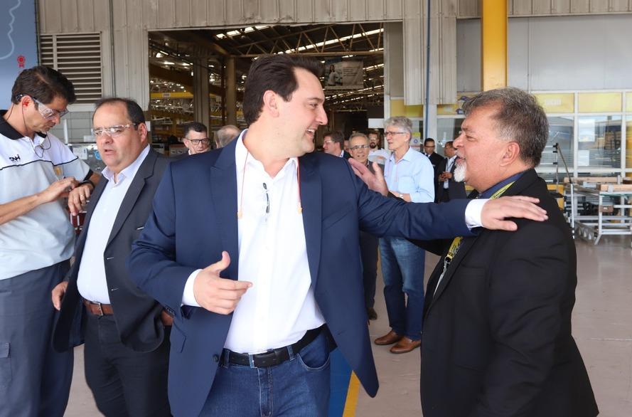Governo de Ratinho investe R$ 1,4 milhão em publicidade em emissoras da família