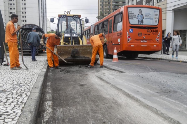 Rádio Busão: estação-tubo na 7 de setembro é desativada