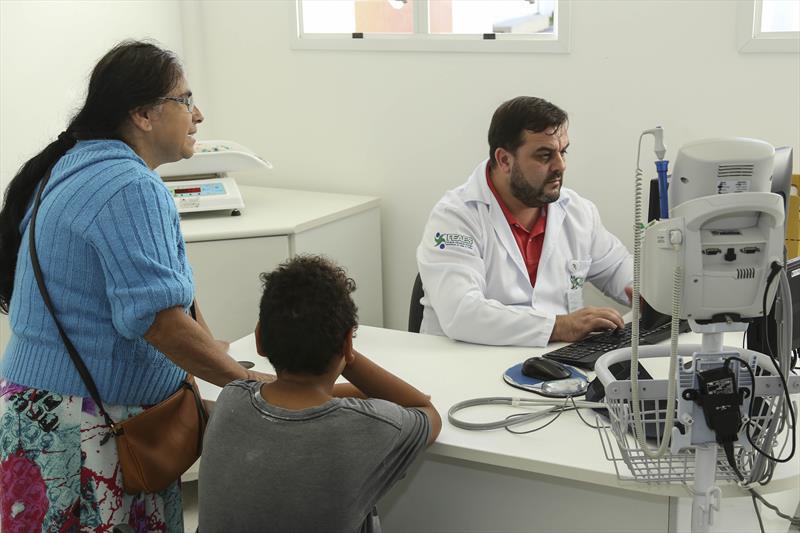 Greca tenta nesta quarta terceirizar todas as UPAs de Curitiba