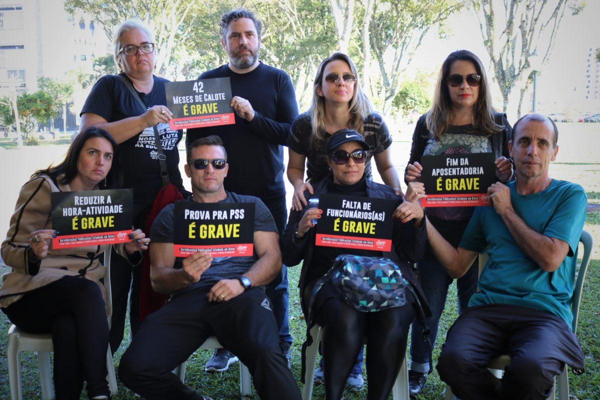 Metade das escolas de Curitiba aderiu à greve