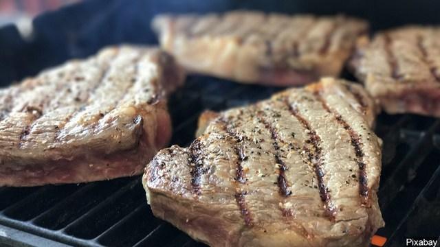 Prefeitura publica edital de R$ 80 mil para buffet com salmão e mignon