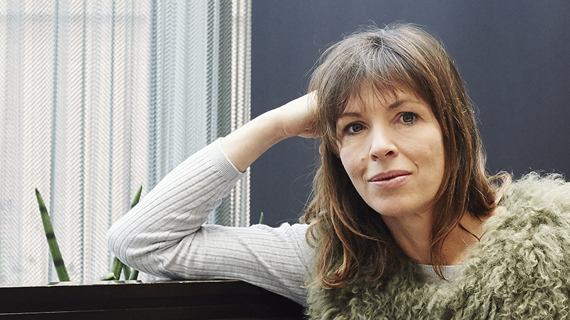 Rachel Cusk fala de ambições e frustrações no romance “Esboço”