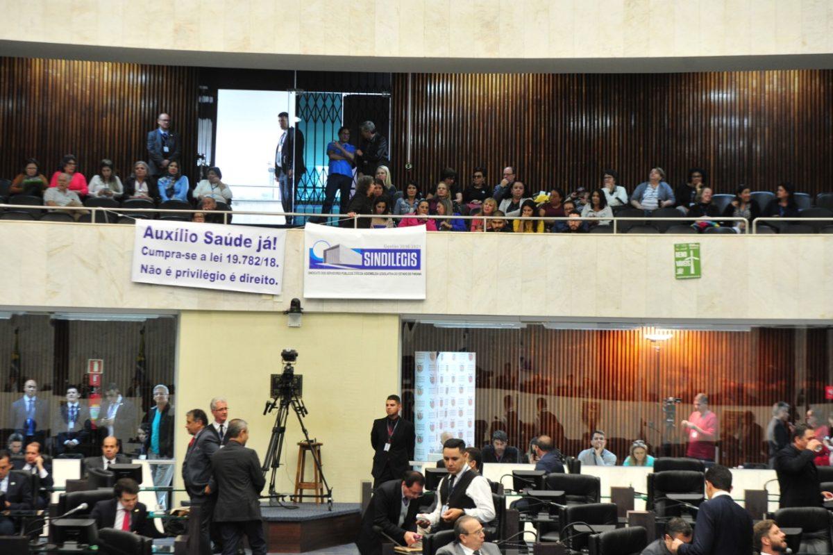 Assembleia reduz auxílio saúde de servidores