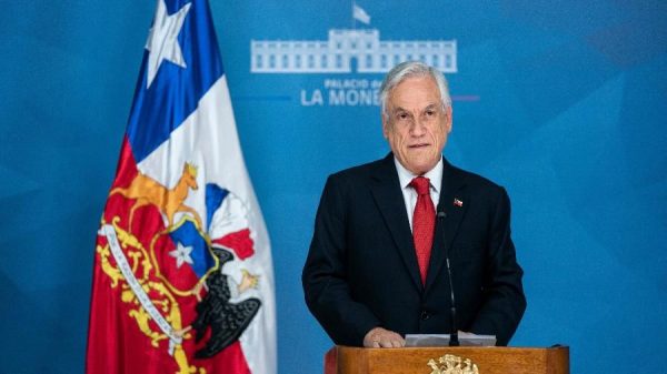 Podcast - Extrema unção (ou: a lição do senhor Piñera)
