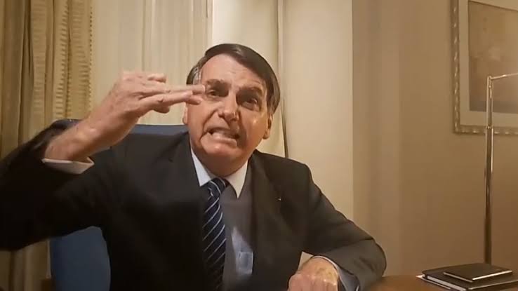 Empresas cancelam anúncios em emissoras da Globo em defesa de Bolsonaro