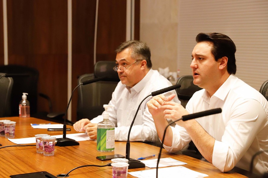 Ratinho vai determinar toque de recolher contra Covid