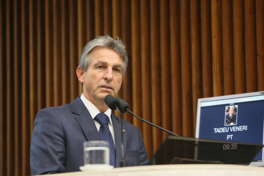 Oposição quer cortar repasse de R$ 660 milhões ao Legislativo e ao Judiciário