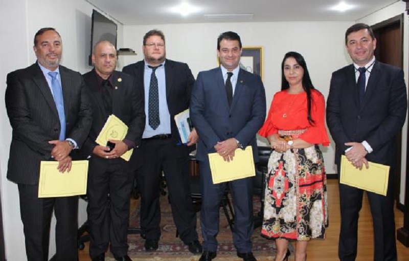 Ratinho libera abertura de igrejas e templos religiosos