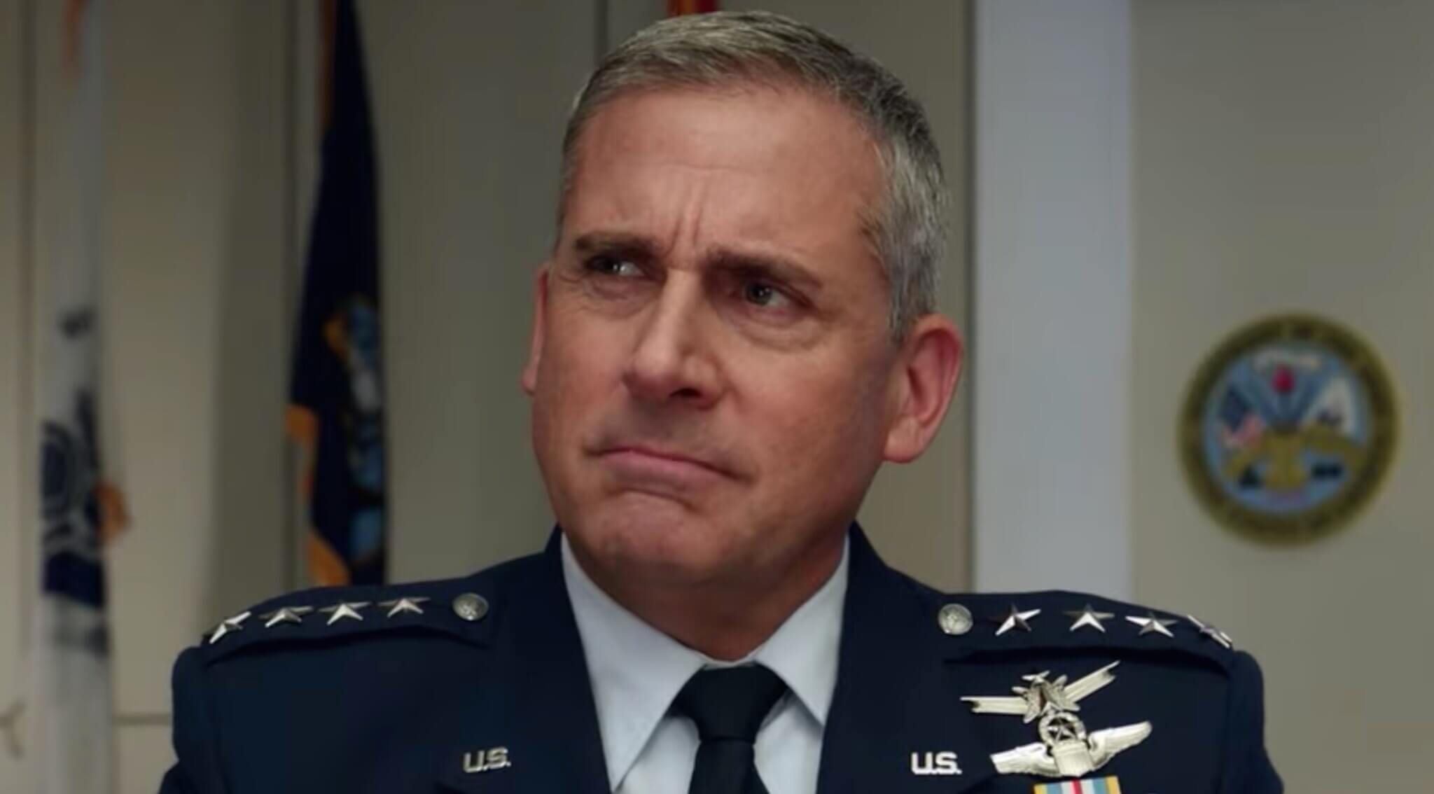 Com “Space Force”, Netflix faz algo raro: uma comédia com conteúdo