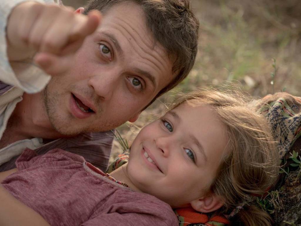 Filme turco “Milagre na cela 7” vira uma espécie de sofrimento para quem assiste