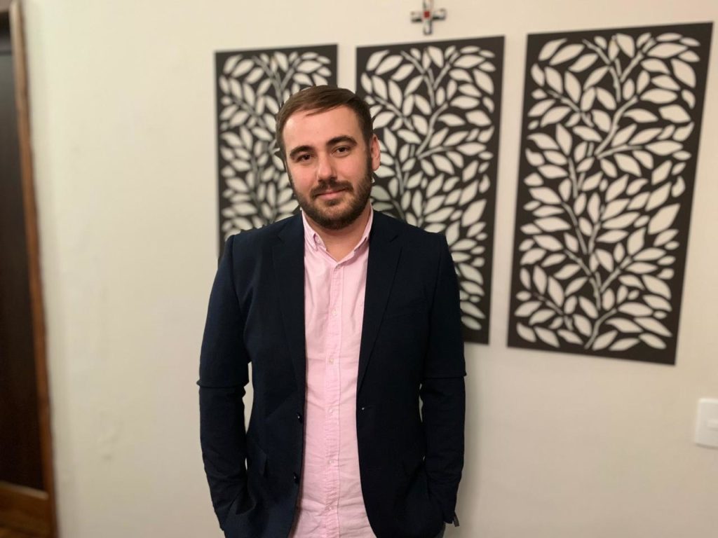 Prefeitura de Curitiba tem primeiro pré-candidato abertamente gay