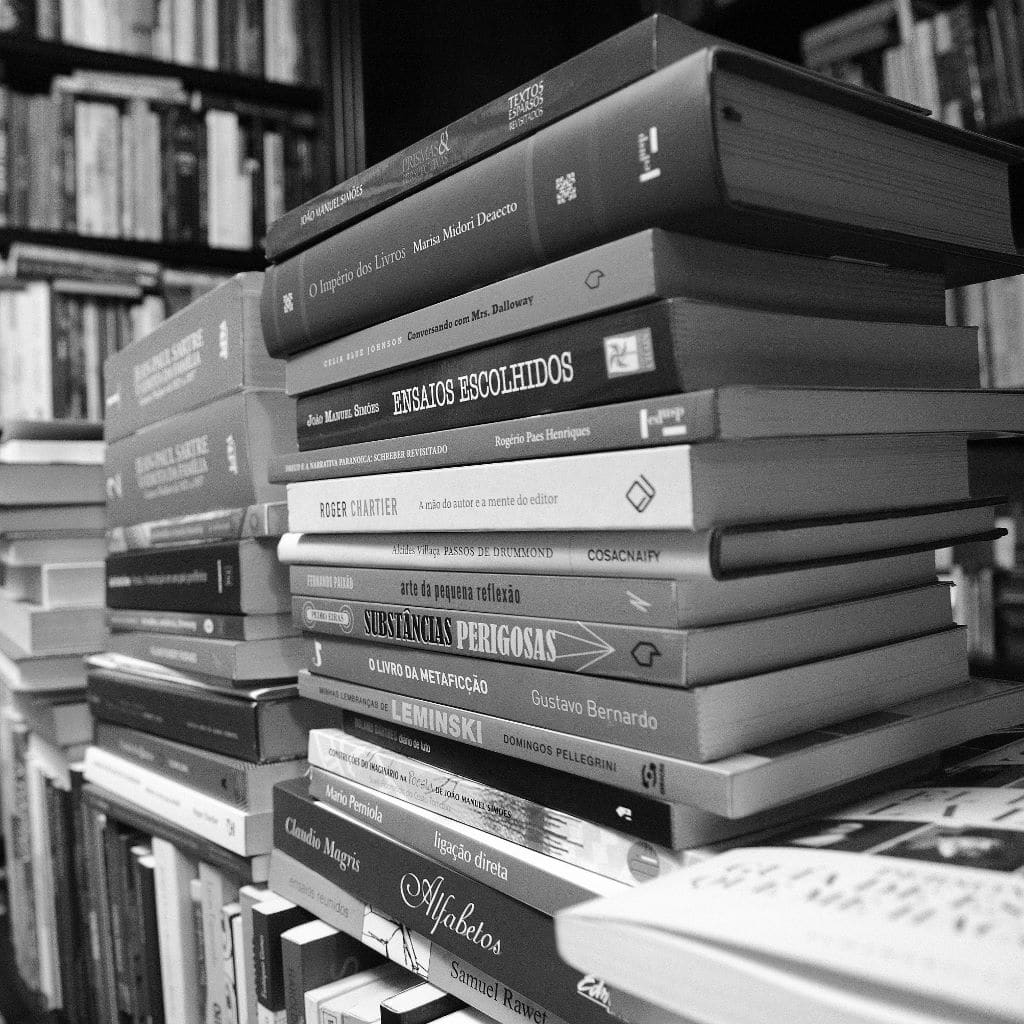 UFPR oferta cursos on-line em Literatura e Linguística