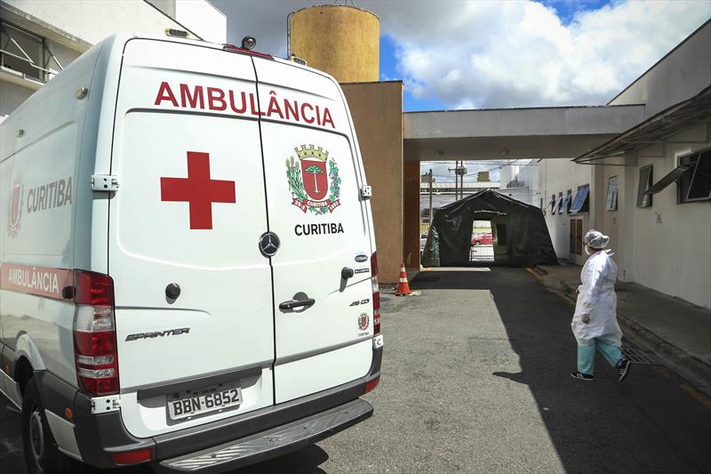 Servidores da Saúde suspeitos de Covid-19 não são afastados