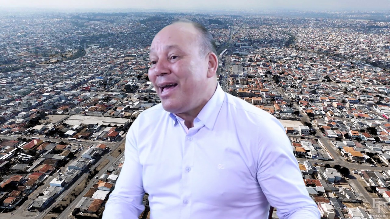 Assessor de Greca diz que pet shop pode fazer banho e tosa. Prefeito desmente