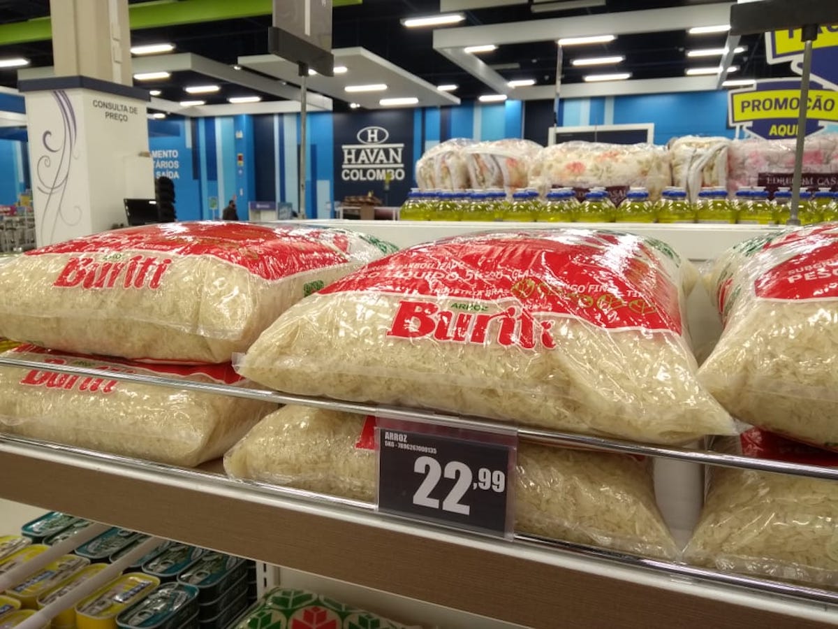 Havan expõe comida a preço absurdo para poder ficar aberta