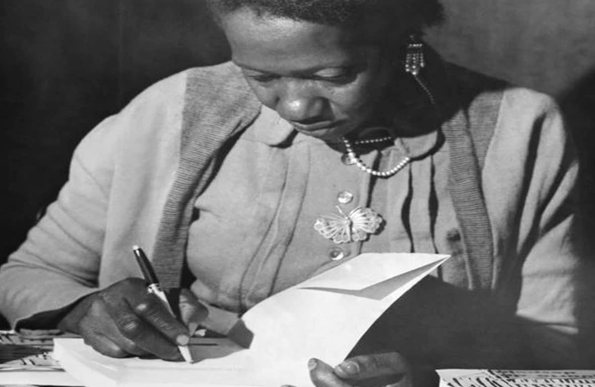 Mulher guerreira, a escritora Carolina Maria de Jesus foi uma intérprete do Brasil