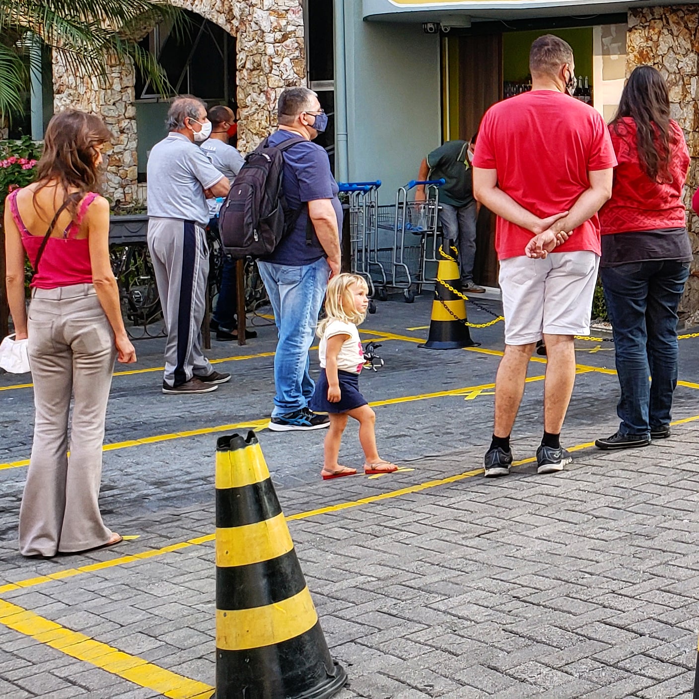 Isolamento social dia 174