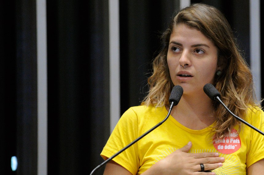 “Faltou pulso firme”, diz Camila Lanes sobre gestão Greca na pandemia