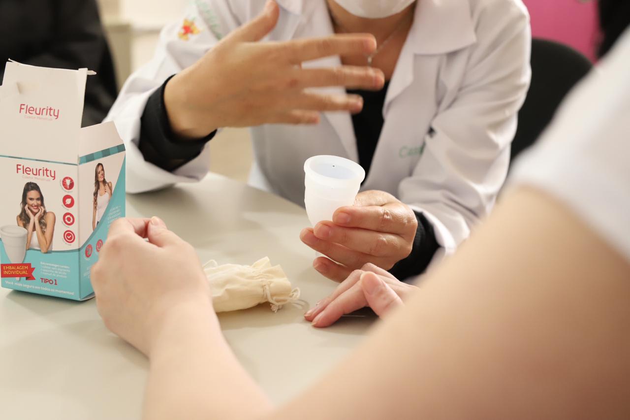 Após reportagem sobre pobreza menstrual, mulheres se mobilizam e doam