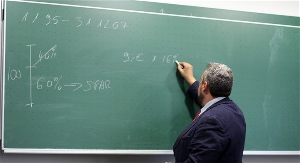 Professores do Ensino Superior terão reajuste de 4,4%