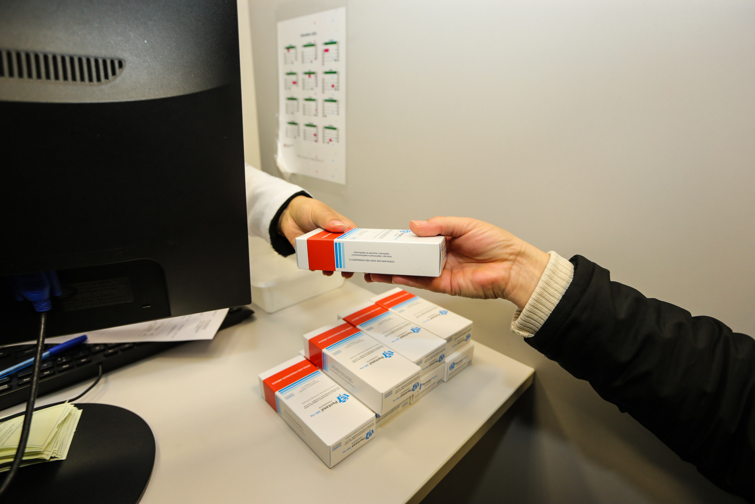 Paraná tem falhas na gestão de medicamentos, diz TCE