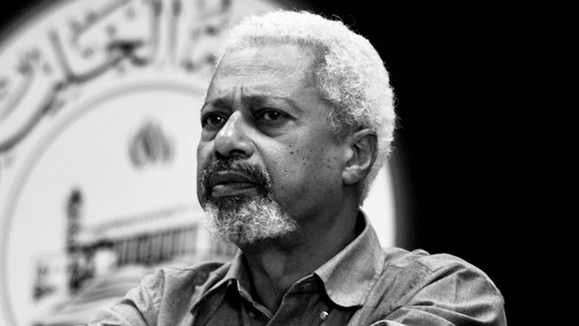 Prêmio Nobel de Literatura 2021, Abdulrazak Gurnah publica “Sobrevidas” no Brasil