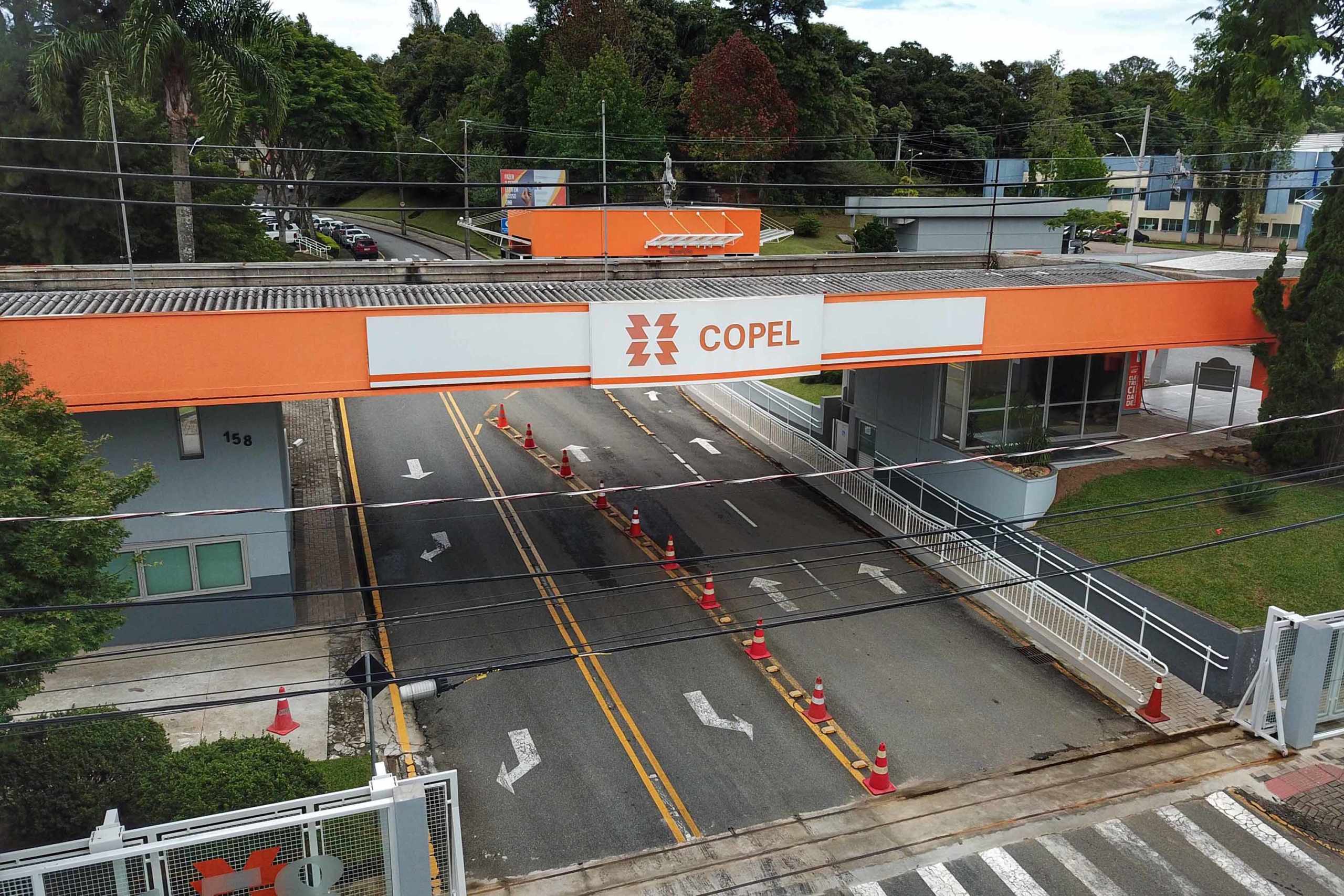 Após privatização Copel cortou um quarto dos funcionários