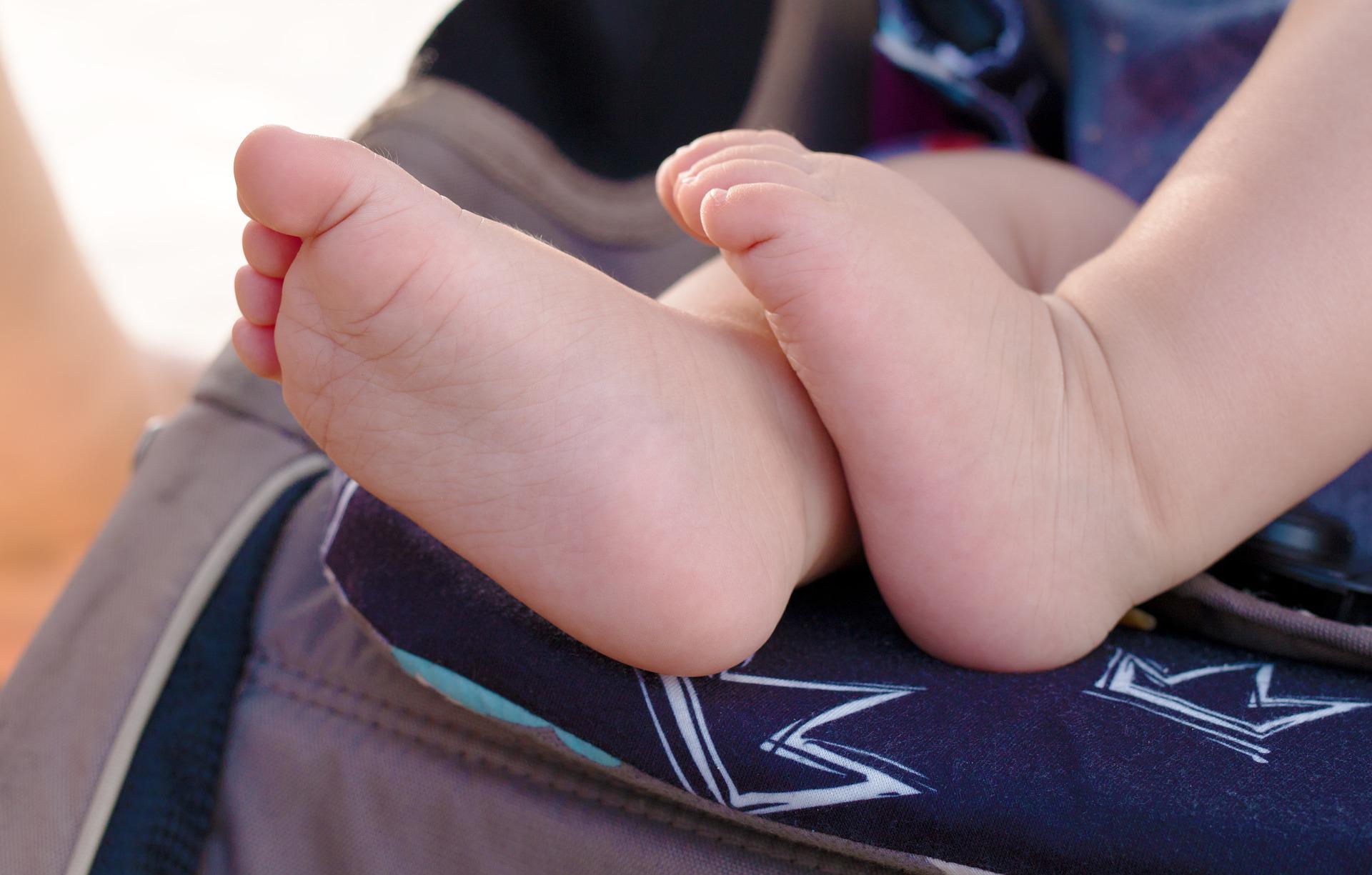 Maternidade de bonecas faz campanha de adoção de bebês hiper