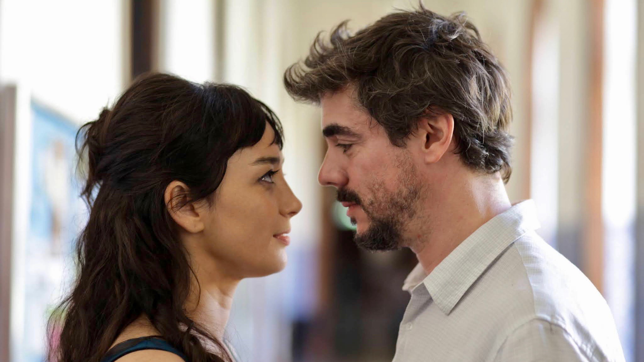 “O Livro dos Prazeres”, com Simone Spoladore, questiona limites impostos às mulheres