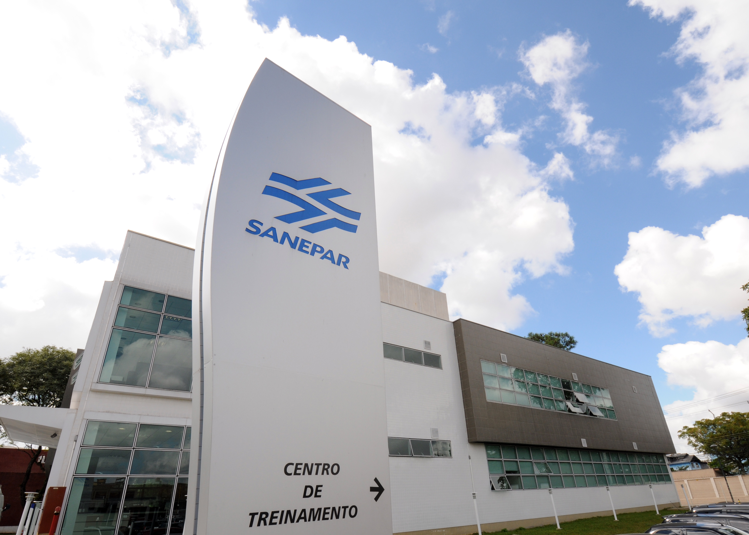 Sanepar alerta clientes sobre risco de cobranças fraudulentas