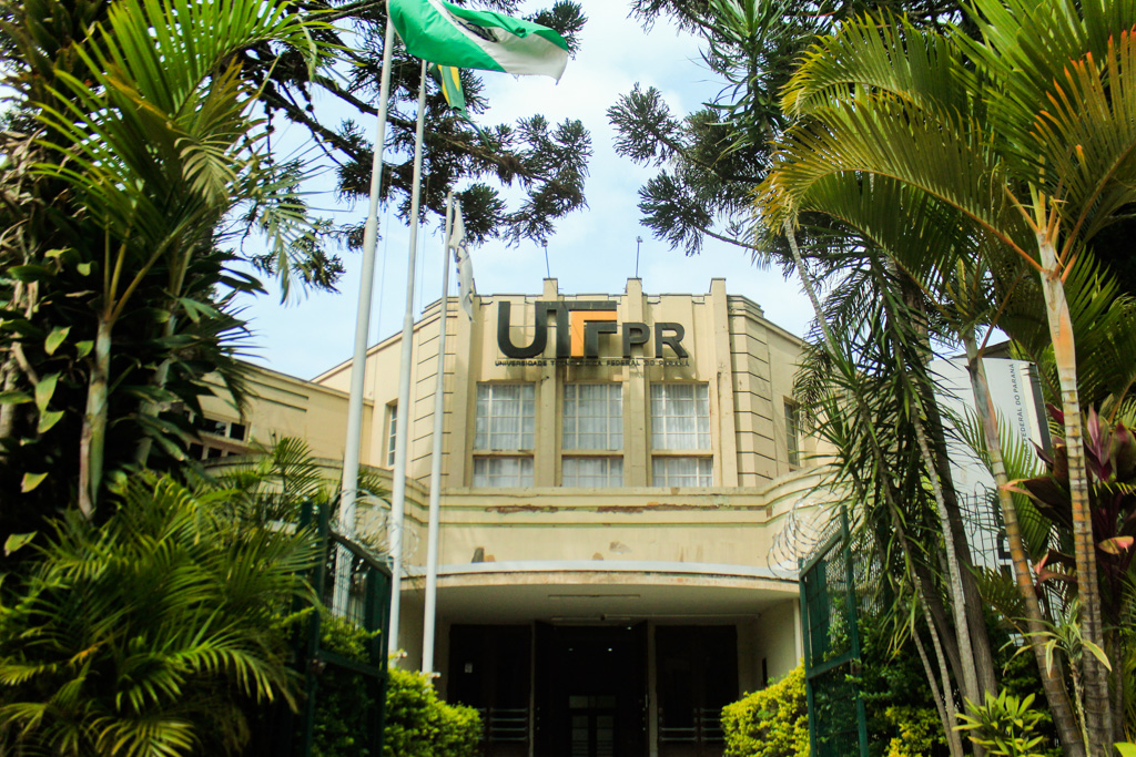 Três candidatos disputam eleições para reitoria da UTFPR