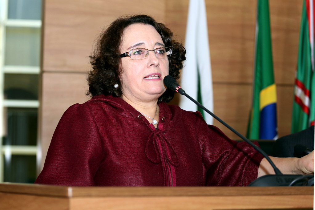 Vereadora confirma que deixará a Câmara, mas nega "aposentadoria"